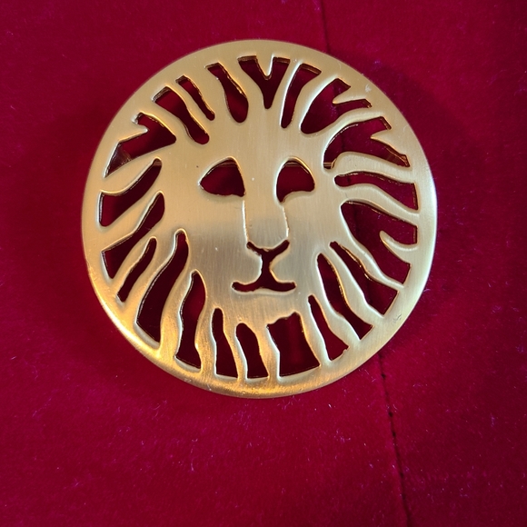 Vintage Anne Klein Lion Head Brooch Pin - Picture 1 of 7